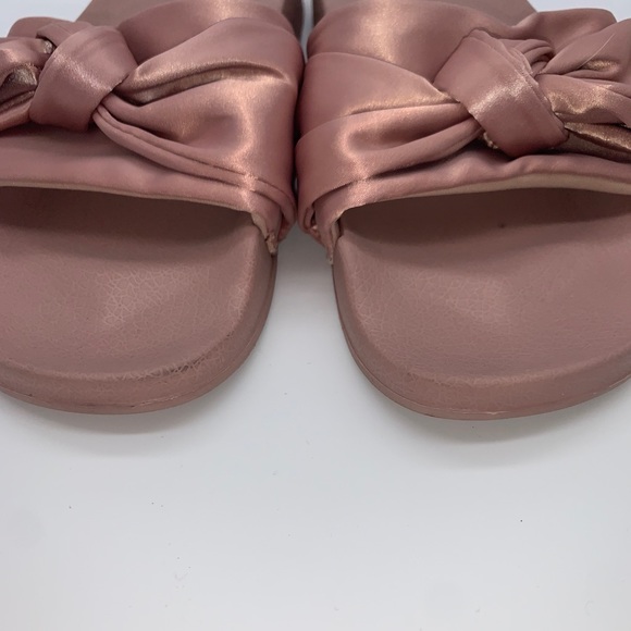 🎀 Classy Slip-On Flip Flops with Satiny Bow (5/6) - Picture 2 of 8